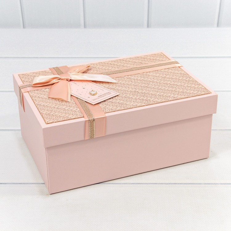 Коробки Прямоугольные Набор 1/3 22,5*16*9,5 с бантом и клубничкой "Плетёнка" Персиковый 1/20 Арт: 721640/1